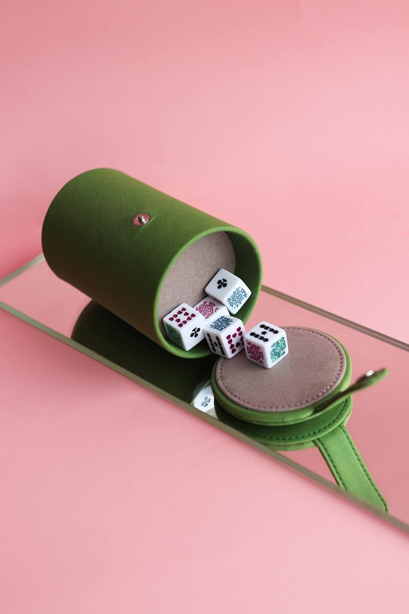 De magie van spel en dobbelstenen